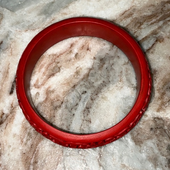 Source Unknown Jewelry - #41. VINTAGE CARVED CINNABAR (43 GRAM) BANGLE
